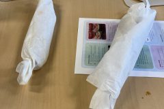 Wrap opgevouwen in een vel bakpapier